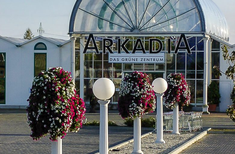 S-VERDE-2004_Arkadia_Eingang02